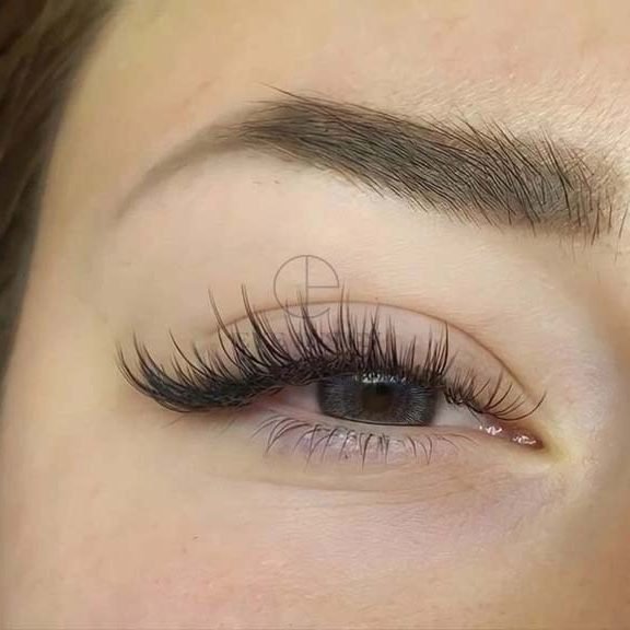 hybrid lash extensions
